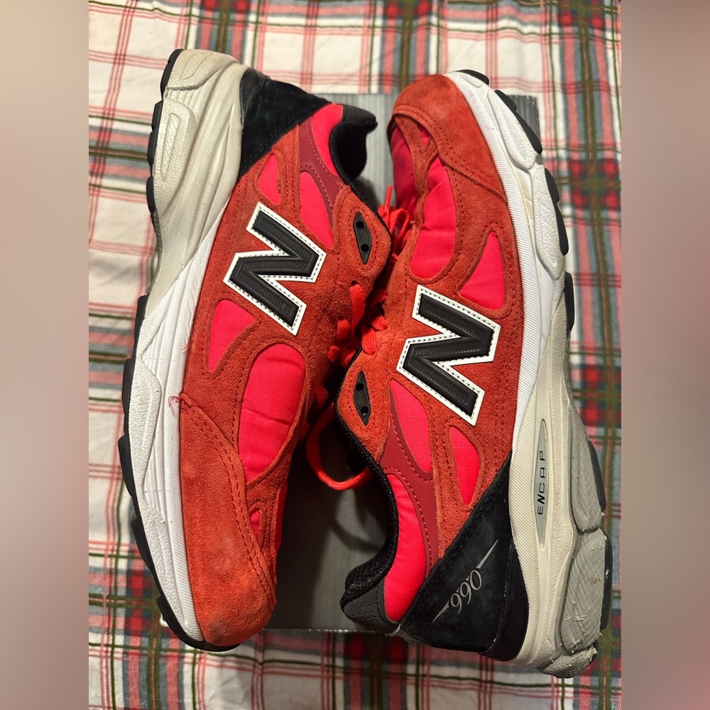 New Balance 990 V3